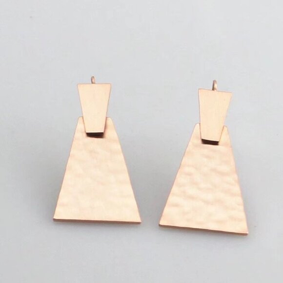 Kendra Scott Stud Earrings - Picture 6 of 7